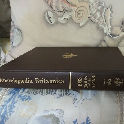 Encyclopedia Britannica 1993 Book Of The Year/Events Of 1992 Leather Like New-image