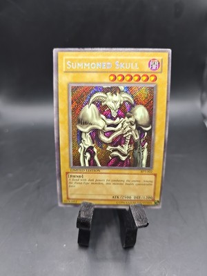 Summoned Skull BPT-002 2002 Collectors Tin Limited Edition-image