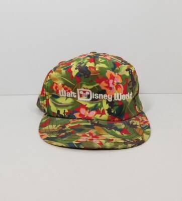 VTG Walt Disney World Hawaiian Floral Goofys Hat Co All Over Snapback USA 90’s-image