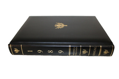 1989 Encyclopedia Britannica Annual World Data Book of the Year Black Leather-image