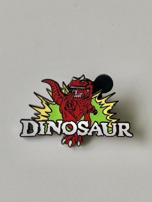 Walt Disney World Dinosaur Attraction Disney Pin Bucket Hat Set -image