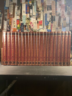 THE NEW BOOK OF KNOWLEDGE Encyclopedias by Scholastic 20 Volumes HC Red Decor ￼-image