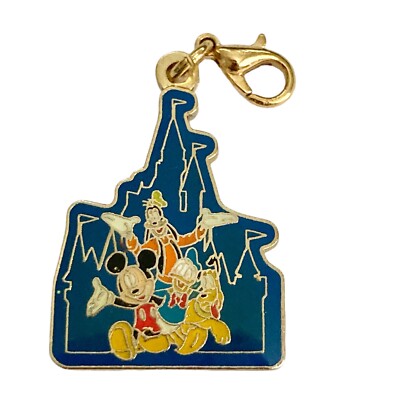 Vintage Walt Disney World Cinderella Castle Clip On Charm Fab 5 Goofy Donald-image