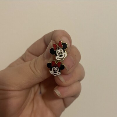 Vintage 80s Minnie Mouse Disney Designs Enamel Earrings DLR WDW-image
