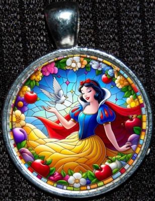 Snow White Princess Walt Disney World Disneyland Silver Jewelry Pendant Necklace-image