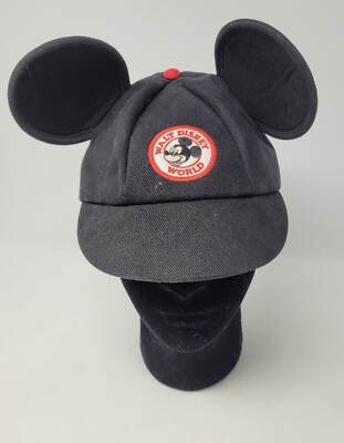 VINTAGE Walt disney World Mickey Mouse Ears Snapback Snap Back A Goofy Hat Co -image
