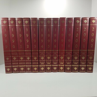 Encyclopedia Britannica Annual Book of the Year 1989 - 2002 You Pick volumes Red-image