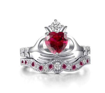 NEW RED 2 PRINCESS HEART RINGS SIZE 6 JEWELRY WALT DISNEY WORLD MICKEY CROWN-image