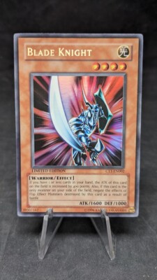 Blade Knight CT1-EN002 - Yugioh TCG - Holo Treatment Error  Misprint - LP-image