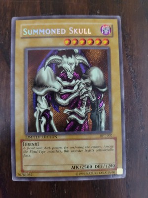 Summoned Skull BPT-002 2002 Collectors Tin Limited Edition Rare.-image