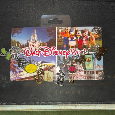 Vintage Walt Disney World Charm Bracelet Minnie Mickey Pirates Cinderella NOS-image