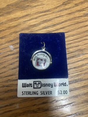 Vintage WALT DISNEY WORLD Sterling Silver & ENAMEL SPINNER Charm NEW ON CARD-image