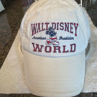 Walt Disney World Baseball Cap Vintage 80's. White With Mickey On Front-image