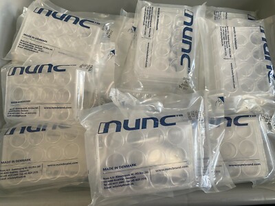 (42) Nunc Polystyrene 2mL 12-Well Multidish Flat Bottom Cell Culture Dish & Lid-image