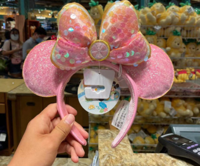 Disney Park Pink Sequined Minnie Mouse ear headband 2022-image