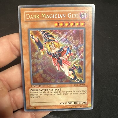 Yugioh Dark Magician Girl CT2-EN004 Secret Rare Limited Edition NearMint Holo-image