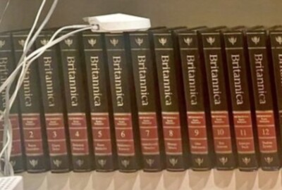 Complete Leather Bound Encyclopedia Britannica 15th Edition 1985 + 2 Yearbooks!-image