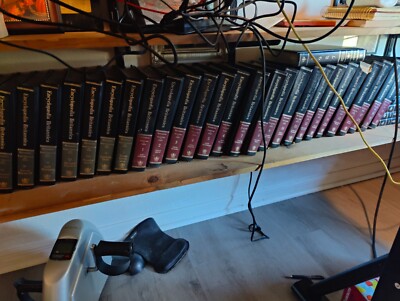 1983 Encyclopedia Britannica, Leather bound-image