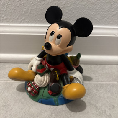 DISNEY IT'S A SMALL WORLD 2000 MICKEY MOUSE 