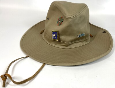 Walt Disney World Parks Tan Canvas Safari Hat w/ Wild Kingdom Serengeti Pins-image