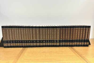 World Book Encyclopedia Complete Gilt 34 Vol Set 1977-1987 Yearbook, Student Lot-image