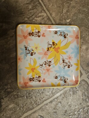 Disney Parks Minnie Mouse Trinket Tray Jewelry Dish New-image