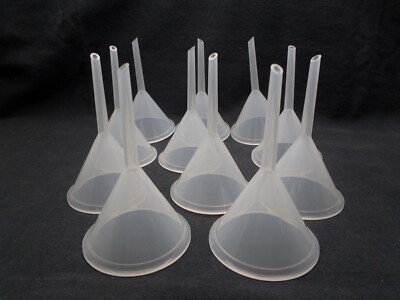 (11) Laboratory 60mm ID Plastic Ribbed Analytical Funnel With 60mm Length Stem-image