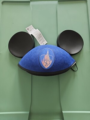NEW WALT DISNEY WORLD 50th Anniversary Cast Exclusive Mickey Ear Hat-image