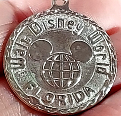 Vintage Sterling Silver WALT DISNEY WORLD #2 Charm for Charm Bracelet, 2.69 g-image