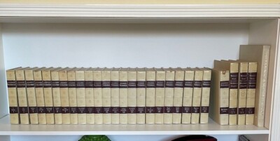 Encyclopedia Britannica vintage 1968 – 200th anniversary 27 volume set $120-image
