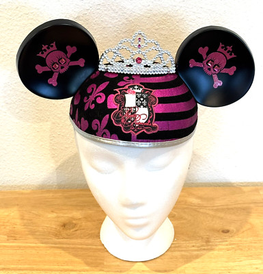 DISNEY PARKS 