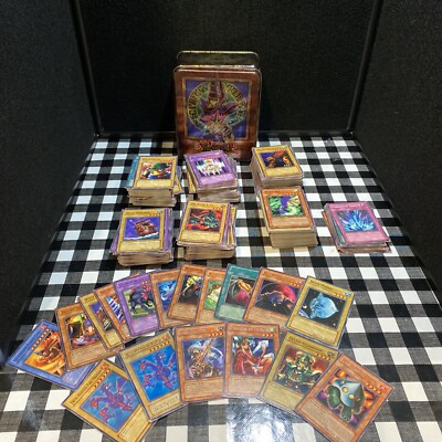 Yugioh TCG * Yugi Moto Dark Magician Collectible Tin 1996 * Filled With Cards-image