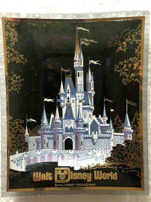 Walt Disney World glass trinket 4