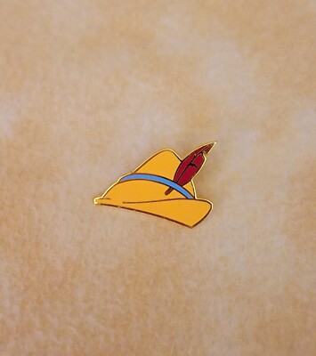 disney pin character hats mystery pin Pinocchio’s hat WDW DLR 2012-image