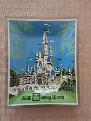 Vintage Walt Disney World Castle Ash Tray/Plate Glass 1970's Castle Souvenir -image