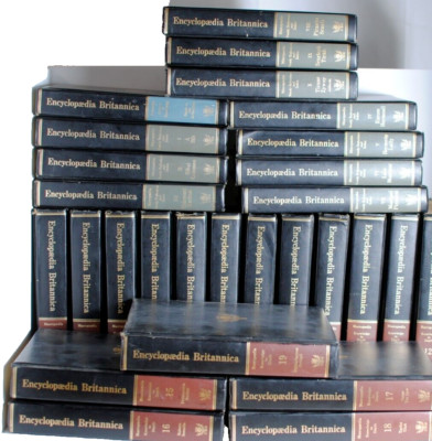 Britannica 15th Edition Encyclopedias ( 30 Volume Set). 1981-image