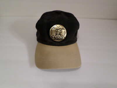Vintage Walt Disney World 2000 Gold Medallion Black Cap Back Strap Mickey Hat -image
