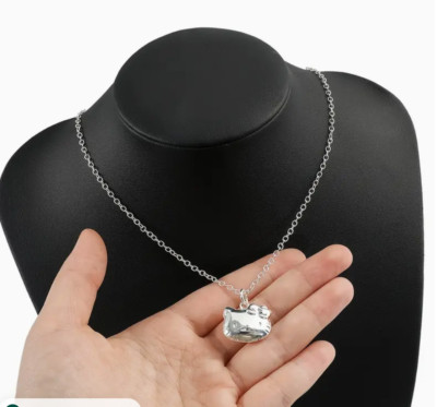 HELLO KITTY SILVER PLATED LOCKET NECKLACE WALT DISNEY WORLD JEWELRY CRUISE CAT-image