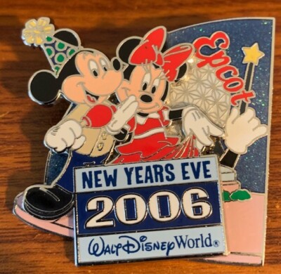 Vintage 2006 New Years Eve Walt Disney World Epcot Mickey and Minnie Pin/7500-image