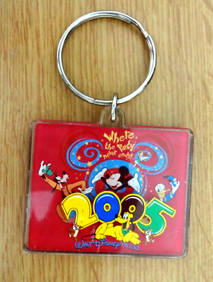 WALT DISNEY WORLD - WHERE THE PARTY NEVER ENDS - 2005 - KEYRING-image