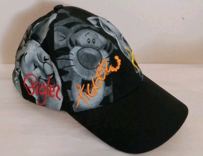 Vintage Walt Disney World Winnie The Pooh Character Black Hat Size Adult-image