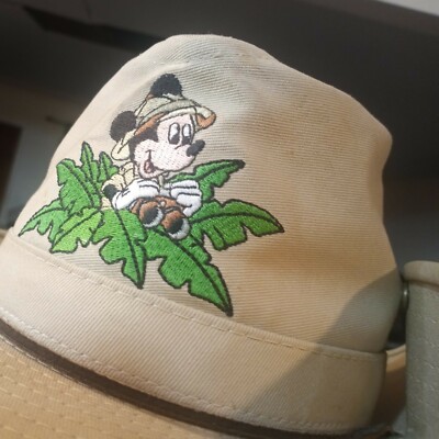 Vintage Walt Disney World Mickey Mouse Animal Kingdom Safari Hat Small USA -image
