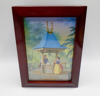 Walt Disney's Snow White Wood Trinket Box and Gift Cards Set-image
