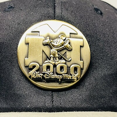 Vintage Walt Disney World 2000 3D Gold Logo Black Mickey Hat Cap-image