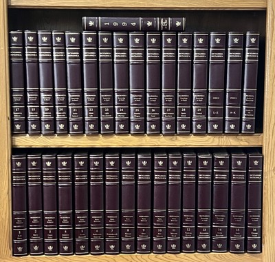 Encyclopedia Britannica Micropedia 15th Edition 33 Volume Set 1994 Leather VTG-image