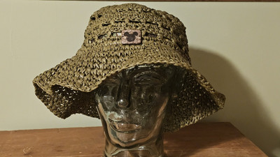 Walt Disney World - Authentic Packable Floppy Straw Sun Hat Adult Size - Used-image