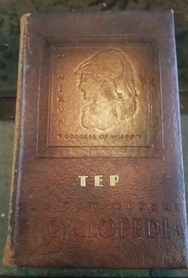 The New Modern Encyclopedia 1944 leather-image