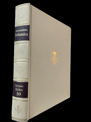 Encyclopedia Britannica 1964 32nd Edition Cream Faux Leather Volume 10-image