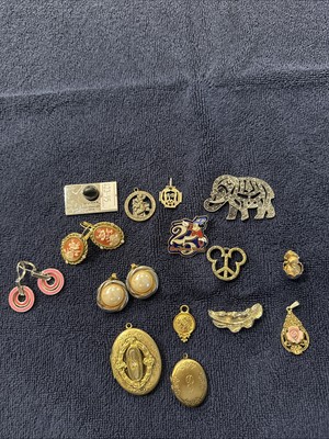 Vintage Jewelry Lot - Mixed pieces-image