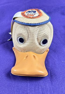 Vintage Disney Donald Duck Mesh Hat - Squeaking Bill (Walt Disney World)-image